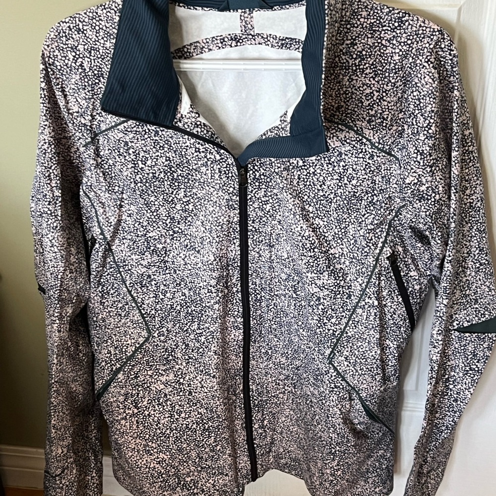 Lululemon water repellent shell jacket.